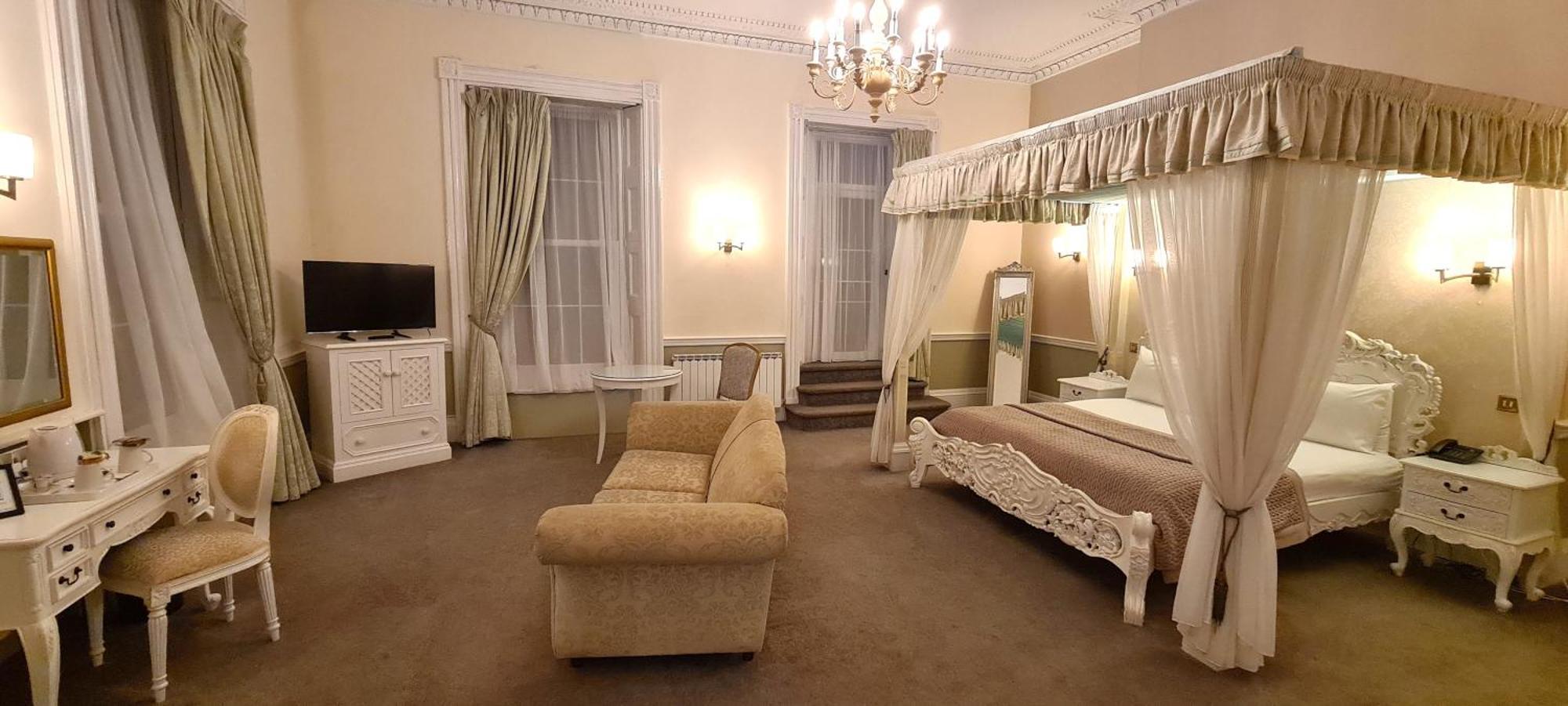 Manor Of Groves Hotel, Golf & Health Club Собріджворт Екстер'єр фото
