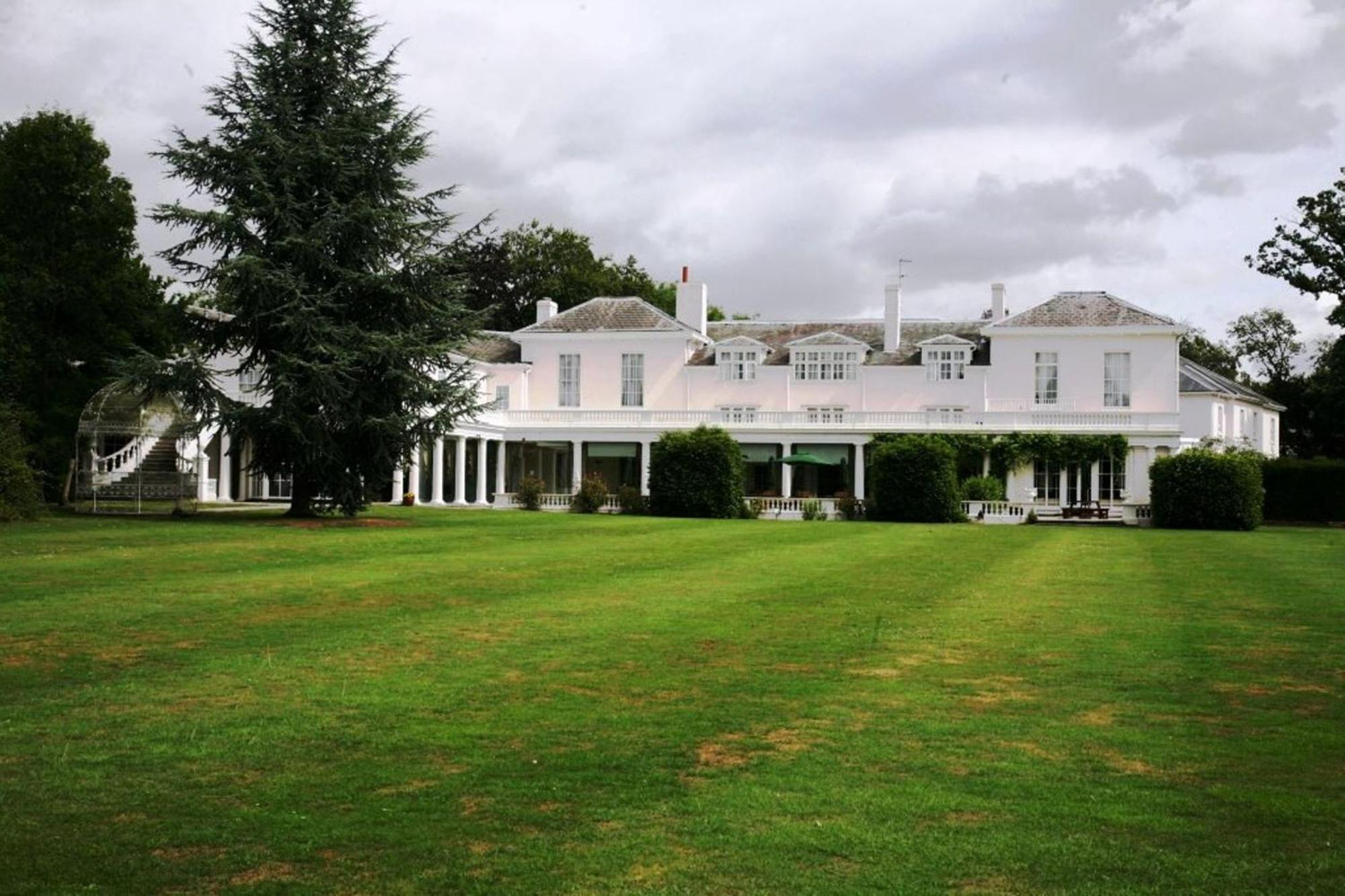 Manor Of Groves Hotel, Golf & Health Club Собріджворт Екстер'єр фото